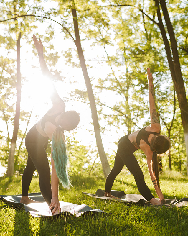 Feel You Yoga buiten